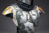 13-Star-Wars-The-Mandalorian-Busto-tamao-real-Boba-Fett-81-cm.jpg