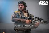 06-Star-Wars-The-Mandalorian-Figura-16-Cassian-Andor-30-cm.jpg