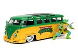 04-Teenage-Mutant-Ninja-Turtles-Vehculo-124-Hollywood-Rides-1962-VW-Bus-con-Leo.jpg