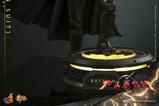 03-The-Flash-Figura-Movie-Masterpiece-16-Batman-Modern-Suit-30-cm.jpg