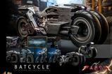 06-The-Flash-Vehculo-Movie-Masterpiece-16-Batcycle-56-cm.jpg