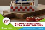 06-Toy-Story-Record-Player-Series-Figura-de-PVC-Pizza-Planet-Delivery-12-cm.jpg