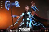 11-Vengadores-Doomsday-Movie-Masterpiece-Figura-16-Thor-32-cm.jpg