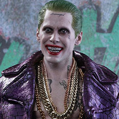 Salvaje figura Movie Masterpiece Edición Limitada de The Joker (Purple Coat Version) basada en la película Escuadrón Suicida. La figura cuenta con más de 30 puntos de articulación.