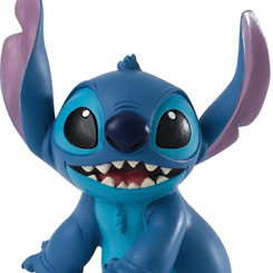 Tierna figura de Stitch "Little Monster" de la línea Enchanting Disney Collection basada en el clásico Lilo & Stitch de (2002).
