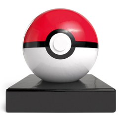Hucha 3D Pokeball Pokémon. Da un toque de originalidad con esta hucha de Pokémon. Fabricada en resina, por lo que es muy resistente. El diseño de la pokeball es tan original que querrás tenerlo a la vista