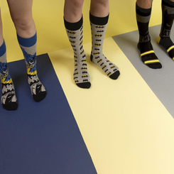 Pack compuesto por 3 pares de calcetines oficiales de Batman basados en el famoso personaje de DC Comics. Los calcetines tienen una talla única de 36-41