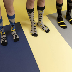 Pack compuesto por 3 pares de calcetines oficiales de Batman basados en el famoso personaje de DC Comics. Los calcetines tienen una talla única de 40-46