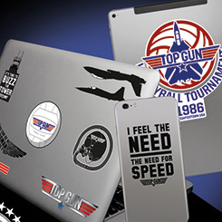 Set oficial de pegatinas basadas en Top Gun. Añade un toque retro con esta colección de pegatinas realizadas en vinilo, ideales para los fans de todas las edades. 