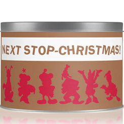 Vela edición limitad y perfumada navideña "Next Stop Christmas" es imprescindible en la colección de Disney. Las notas olfativas de la vela navideña "Next Stop Christmas" 