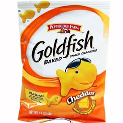 Las galletitas saladas con sabor a Cheddar en forma de pececitos más famosas de USA son las Pepperidge Farm Goldfish Cheddar Cheese.