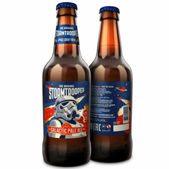 Pack de dos botellas oficiales de Stormtrooper Galactic creada para homenajear a la saga de Star Wars. Esta deliciosa cerveza se trata de una pale ale ingrlesa. Una cerveza de sesión aromática y lupulada,