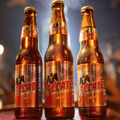Pack 6 Cervezas Tecate. Creada en la misma ciudad que le da su nombre, es una cerveza tipo " Pilsen" con cuerpo robusto y sabor balanceado de ingredientes 100% naturales.