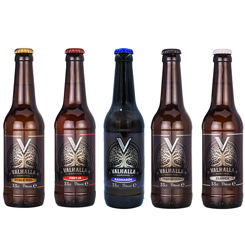 Pack compuesto por 1 Botellín de 33cl de Valhalla Clásica, 1 Botellín de 33cl de Valhalla Tradicional, otro Botellín de 33cl de Valhalla Doble Miel, un Botellín de 33cl de Valhalla Freyja y un Botellín de 33cl de Ragnarök.