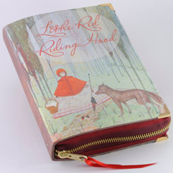 Divertido bolso Clutch realizado a mano con la forma del libro “Caperucita Roja” (Little Red Riding Hood  Book Clutch). Esta pequeña obra de arte está realizado en tela de algodón con un tratamiento totalmente ecológico.