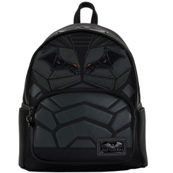 Mochila Batman (Cosplay) Tamaño: 22,86 x 26,67 x 11,43 cm. Las mini mochilas de Loungefly son el accesorio necesario para darle ese toque especial a tu look de cada día. 