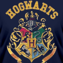 Camiseta del Logo de la Escuela Hogwarts “Draco dormiens Nunquam Titillandus”. La camiseta está inspirada en el famosa saga de Harry Potter. Todo un artículo de culto para los seguidores de J. K. Rowling.