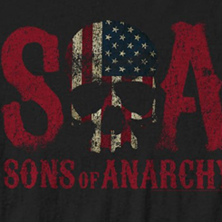 Camiseta Oficial de Sons of Anarchy Samcro Skull (Hijos de la Anarquía). La camiseta está basada en la popular serie de televisión creada por Kurt Sutter sobre la vida en un club de moteros.