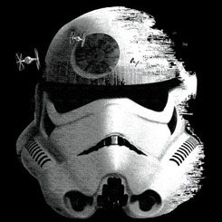 Camiseta Oficial Stormtrooper Deathstar basada en la popular saga “Star Wars” de George Lucas. Camiseta de alta calidad realizada en algodón 100% en la que podemos ver un crossover entre el casco de un Stromtrooper y la Estrella de la Muerte.