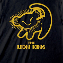 Preciosa Camiseta de The Lion King basada en los famosos personajes del Rey León. Revive las aventuras de Simba y sus amigos más famosos de Disney con esta divertida camiseta. Camiseta de alta calidad realizada en 100% algodón. 