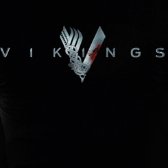 Espectacular Camiseta para chico Vikings basada en la serie de televisión "Vikings". Revive las aventuras del famoso personaje de los famosos personajes de Vikings con esta divertida camiseta.