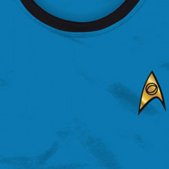 Camiseta de Star Trek Uniforme Azul de Spock, si eres un verdadero Trekkie no puede faltar en tu colección esta camiseta basada en la grandiosa saga de Star Trek.