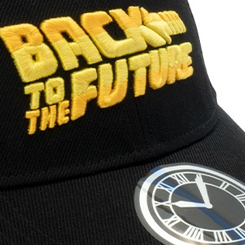 Réplica oficial de la gorra Back to the Future basada en la saga de Regreso al Futuro interpretada por Michael J. Fox. Disfruta de esta original réplica realizada en 100% poliéster