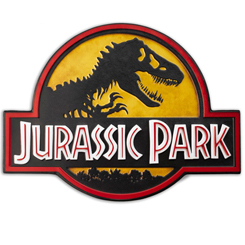 Placa de metal del logo de Jurassic Park. Este preciosa placa metálica con el icónico logo de Jurassic Park (1993) tiene unas medidas aproximadas de 46 x 31cm.