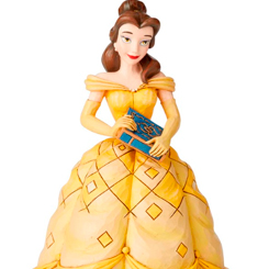 Figura de la línea Princess Passion de Bella pertenecientes al Clásico de Disney La Bella y la Bestia, Jim Shore ha elaborado esta figura con unos 19 cm., de altura en donde se ha mezclado la magia de las figuras de Walt Disney