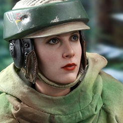 Figura Edición Limitada Movie Masterpiece de Episode VI Princesa Leia por la firma Hot Toys para Star Wars, la figura con más de 30 puntos de articulación hace casi posible cualquier posición.