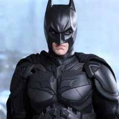 Espectacular y detallada figura Edición Limitada de Batman Bruce Wayne basado en la película Batman The Dark Knight Rises.