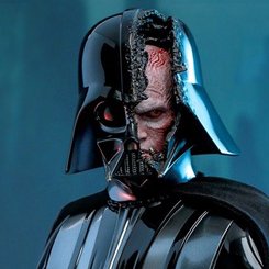 Después de una batalla brutal con Obi-Wan Kenobi™ en Mustafar™ que casi lo mata, Darth Vader se recupera bajo la atenta mirada de su nuevo maestro, Darth Sidious™. 