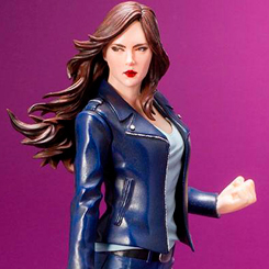 Figura ARTFX+ de Jessica Jones basado en los Marvel's The Defenders. Esta figura ARTFX+ tiene un tamaño aproximado de 18 cm.