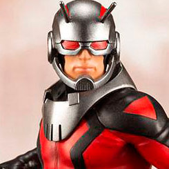 Figura de Astonishing Ant-Man & Wasp  de la serie ArtFX+, original de “Marvel”, esta figura ha sido creada por Kotobukiya y realizada en vinilo y PVC con aproximadamente 19 cm. de altura,