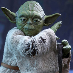 Detallada figura Edición Limitada del maestro Yoda Movie Masterpiece, figura creada por la firma Hot Toys basándose en la popular saga de George Lucas “Star Wars”
