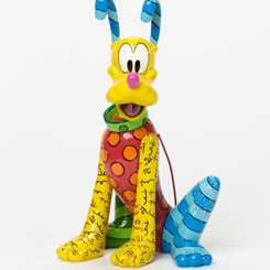 Tierna figura de Pluto, el leal compañero de Mickey Mouse, la figura está inspirada en los cortos de animación de Walt Disney y realizada por el pintor y escultor Romero Britto.