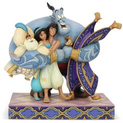 Simpática figura del abrazo en grupo de Aladdin, Genio, Jasmine, Sultán, la alfombra voladora y Abu basado en el clásico de Aladdin de Walt Disney. Con esta figura con unas medidas aproximadas de 20 x 14 x 22 cm.,