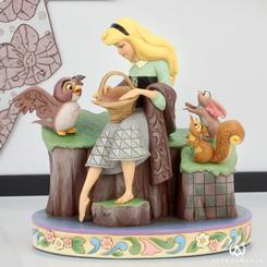 Deslumbrante figura de la Princesa Aurora con los animalitos del bosque basado en el clásico de Disney La Bella Durmiente, Jim Shore ha elaborado esta figura con unos 20 cm., de altura 