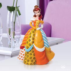 Elegante figura de Bella realizada por el pintor y escultor Romero Britto para Disney. Esta preciosa figura con una altura aproximada de 19 cm. Una preciosa pieza de coleccionista 