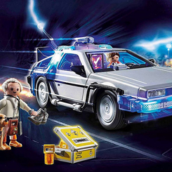 Set Regreso al Futuro DeLorean Playmobil. Marty Mcfly y Doc Brown con su ropa de 1985. Este espectacular set incluye el estuche de plutonio, el famoso monopatín, control remoto y Einstein. 