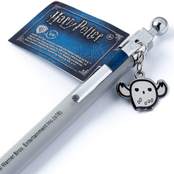 Tierno Bolígrafo con el colgante de la lechuza Hedwig basado en la fantástica saga de Harry Potter. Este precioso bolígrafo tiene un colgante con la forma de Hedwig con unos 15 mm. aproximadamente.