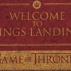 Precioso felpudo Welcome to Kings Landing basado en la serie de la HBO Juego de Tronos, ideal como felpudo de bienvenida. Medidas aproximadas de 40 cm. x 60 cm.,  realizado en fibra de coco.
