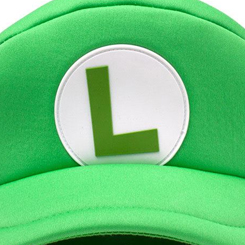 Gorra del famoso Luigi, basado en la franquicia de Nintendo. Disfruta con esta gorra de este divertido personaje, y revive todas las aventuras del videojuego de arcade 