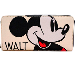 Precioso y divertido monedero de Mickey Mouse basado en famoso personaje de Walt Disney. Perfecto para pasar un día mágico y cuqui. Esta preciosa pieza de coleccionista está realizado en 100% Cuero PU,