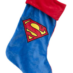 Calcetín de Navidad realizado en poliéster de Superman basado en el personaje de los comics de DC Comics, disfruta con este divertido calcetín. El calcetín tiene una longitud aproximada de 45 cm
