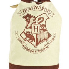 Bolsa oficial de Hogwarts Crets basado en la saga de Harry Potter. La bolsa está realizada en algodón con un forro en la parte inferior de poliéster. 