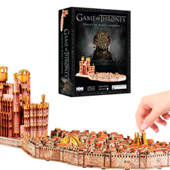 Puzzle 3D Desembarco del Rey basado en la serie de televisión de HBO Juego de Tronos. Este puzle mide 76 x 30,5 x 20 cm y consta de casi 260 piezas para construir una réplica en 3D.