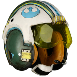 Réplica 1/1 Casco del General Merrick Blue Squadron basado en la saga de Star Wars. Este casco ha sido escaneado digitalmente para que sea una copia exacta del que vimos en la gran pantalla.