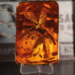 Lingote oficial del Mosquito atrapado en ámbar basado en Jurassic Park. Limitado a 5000 en todo el mundo, fuertemente grabado en ambos lados, lingote Fanattik altamente detallado y numerado individualmente