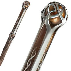 Réplica oficial del bastón del Rey Elfo Thranduil de El Hobbit “The Hobbit”, el bastón está realizado a escala 1/1 con una longitud aproximada de 171 cm., con un peso aproximado de 34 kg.